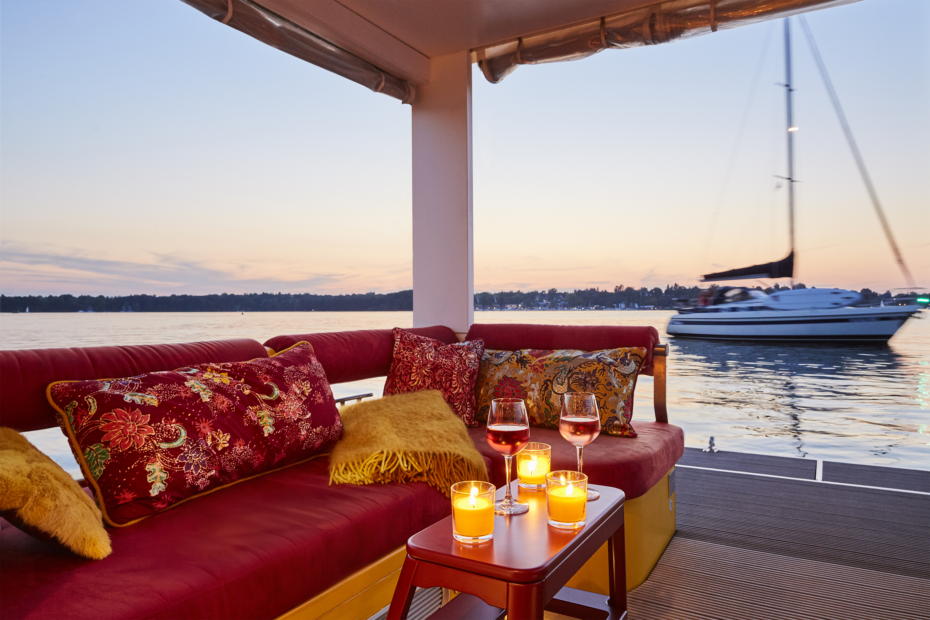 FangSong Boat: Powered by solar, crafted for smart multifunctional living